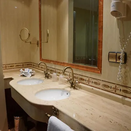 Hotel Rustico San Miguel De 2*