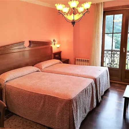 Rustico San Miguel De 2* Pastoriza (A Coruna)